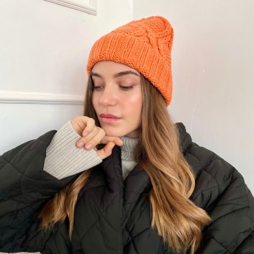 HANDMADE hat, orange, 100% merino wool