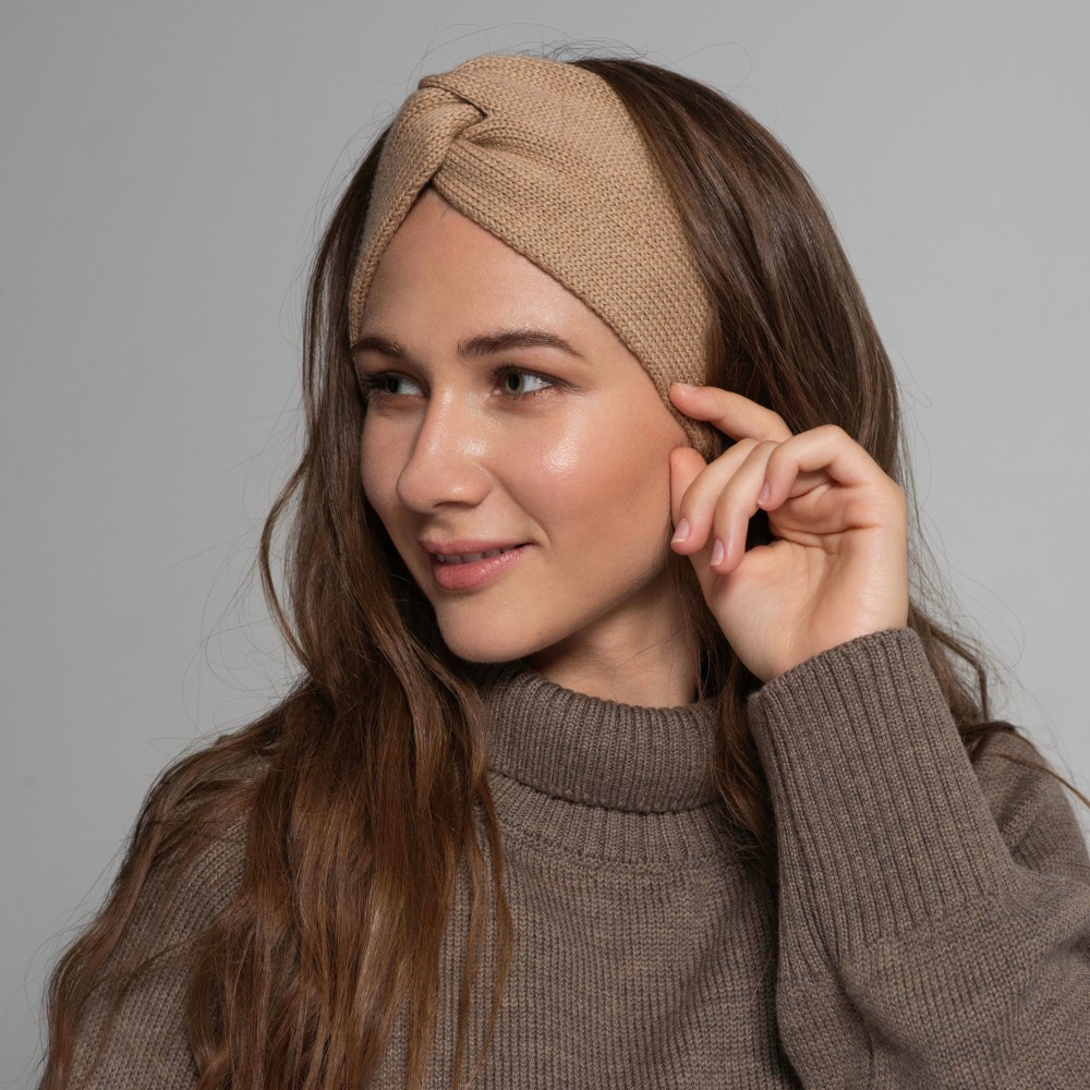 Beige set: scarf and headband, 100% merino wool